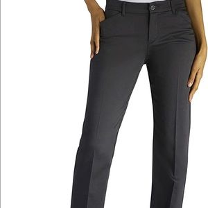 Lee Women's Flex Motion Regular Fit Straight Leg Pant, 12 short , Iron